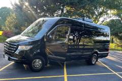 g5-limo-limousine-car-rental-in-chicago-011