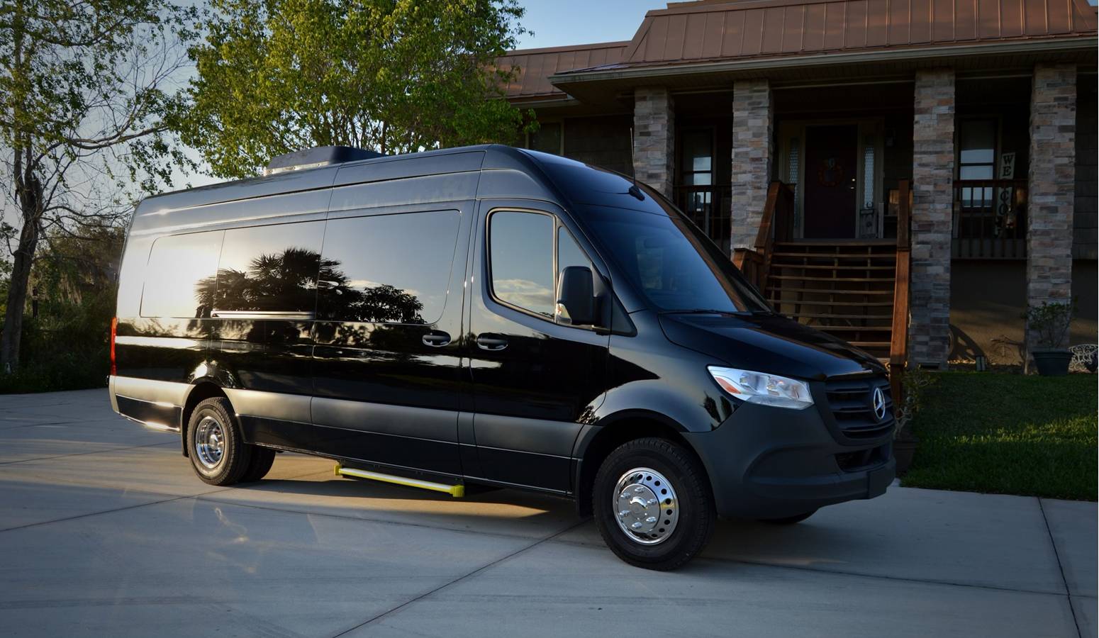 Mercedes Sprinter van limo limousine rental in Chicago, Illinois